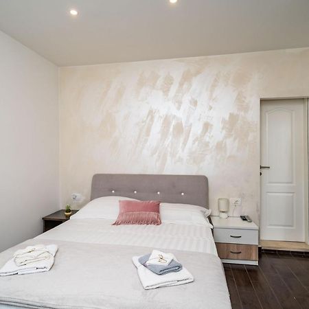 Apartmán Dub 3 Dubrovník Exteriér fotografie
